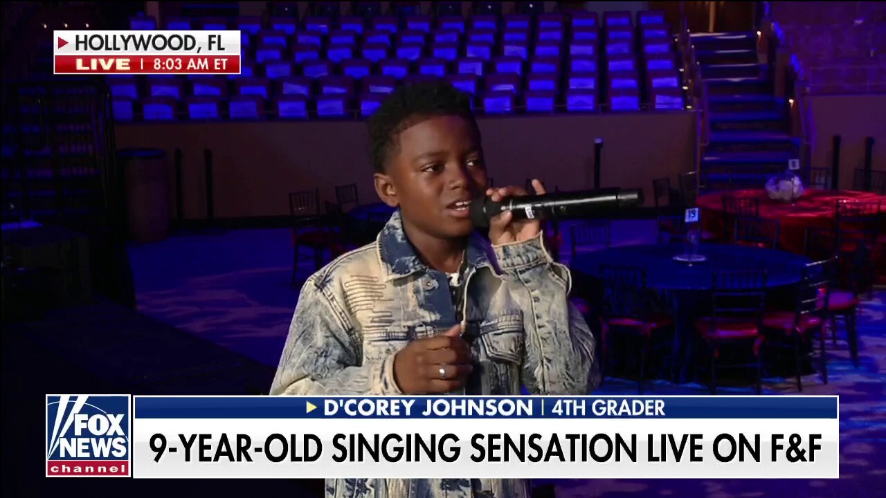 9-year-old sings national anthem ahead of Patriot Awards