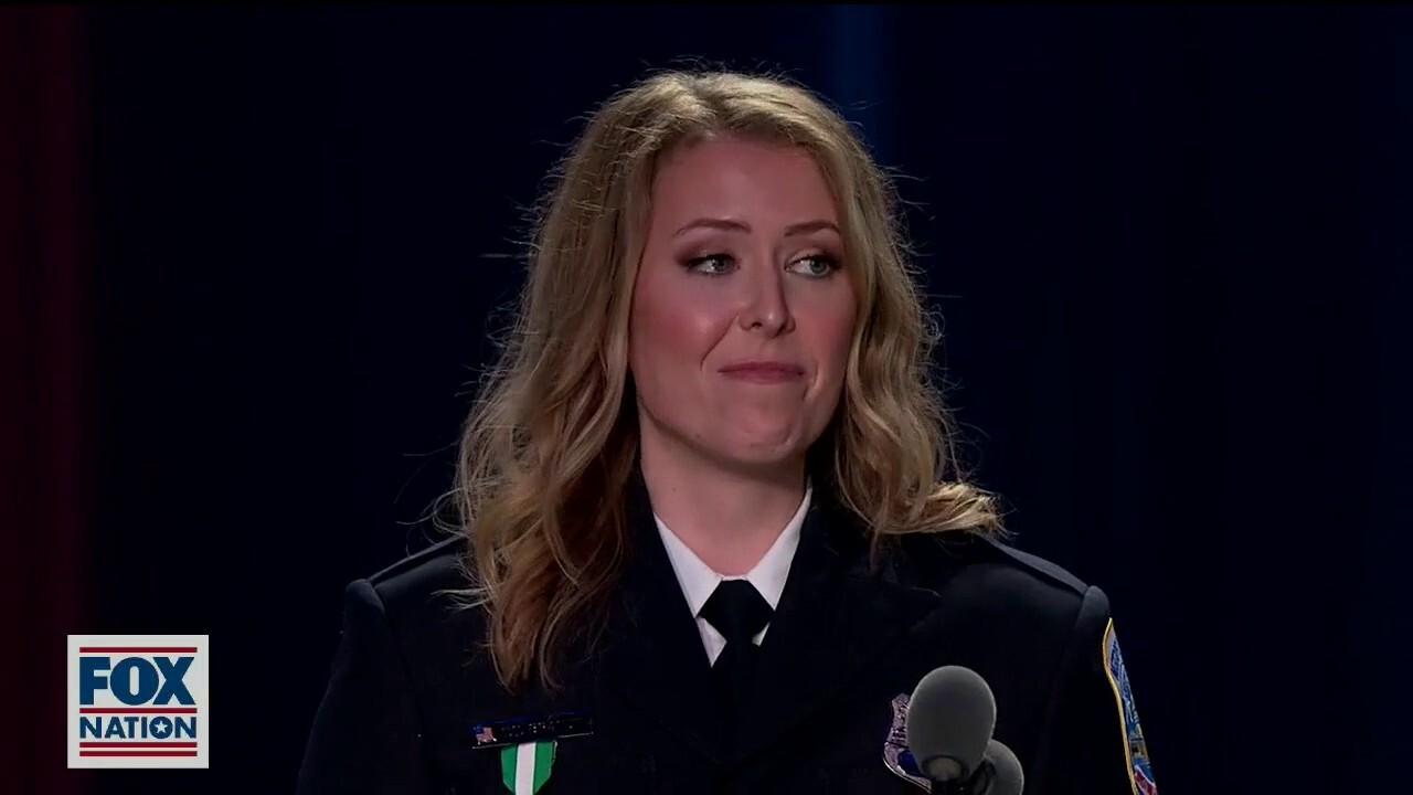 Officer Taylor Brandt receives ‘Back the Blue’ award
