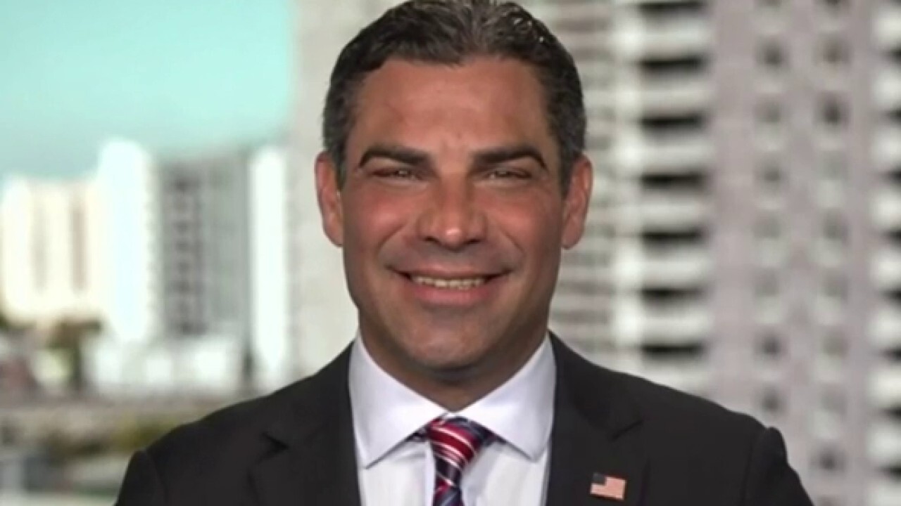 Mayor Francis Suarez touts Miami's economic growth as a 'compelling case' in bid for president
