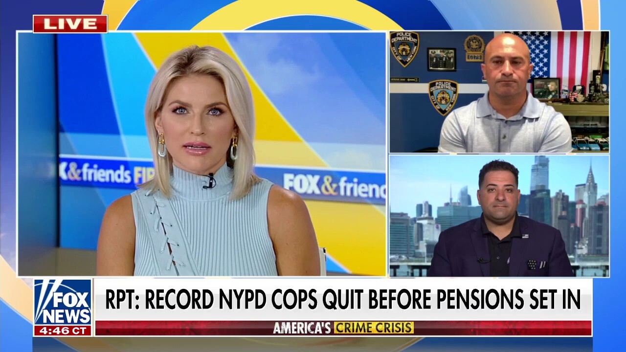 Record number of NYPD officers quit before pensions take effect