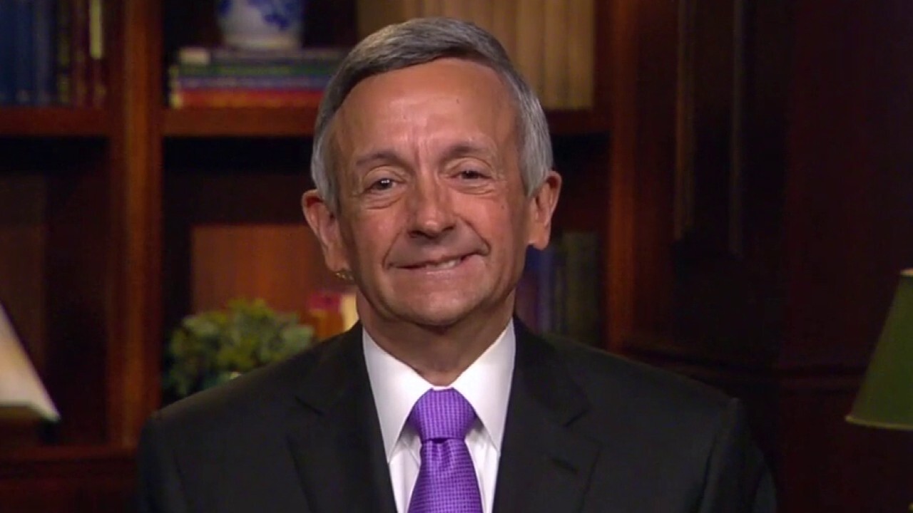 Pastor Jeffress shares message of keeping faith on Easter Sunday