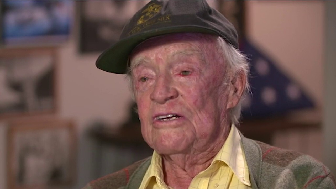 Last living WWII Marine combat pilot recalls his service
