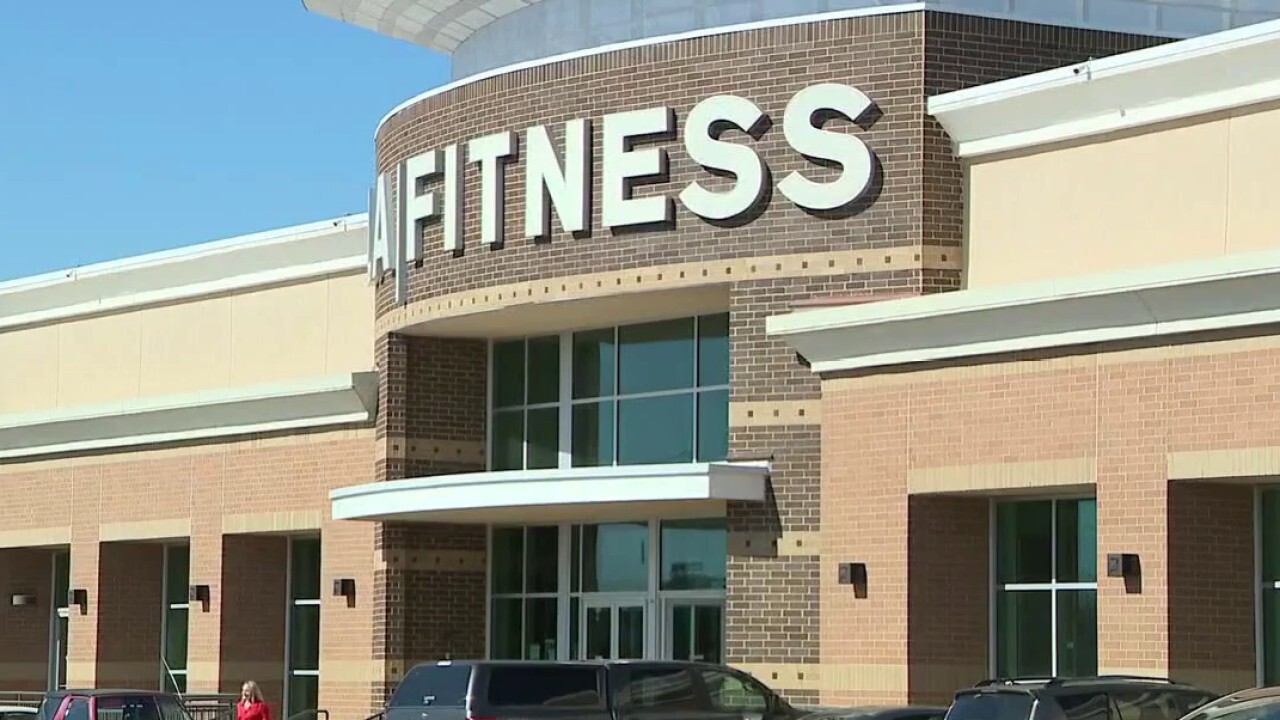 Texas man stabbed at LA Fitness gym over workout equipment