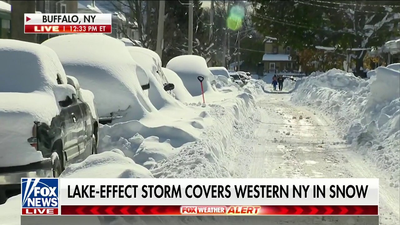 Historic snowstorm rocks upstate New York as community cleanup