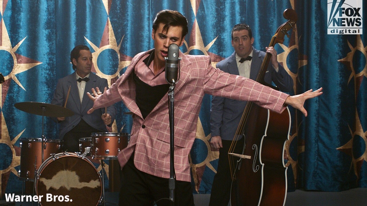 Austin Butler transforms into Elvis Presley for 'Elvis'