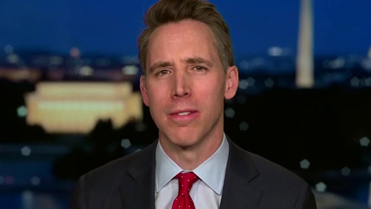 Sen Josh Hawley: You’re either a nationalist like Reagan, or you’re a globalist