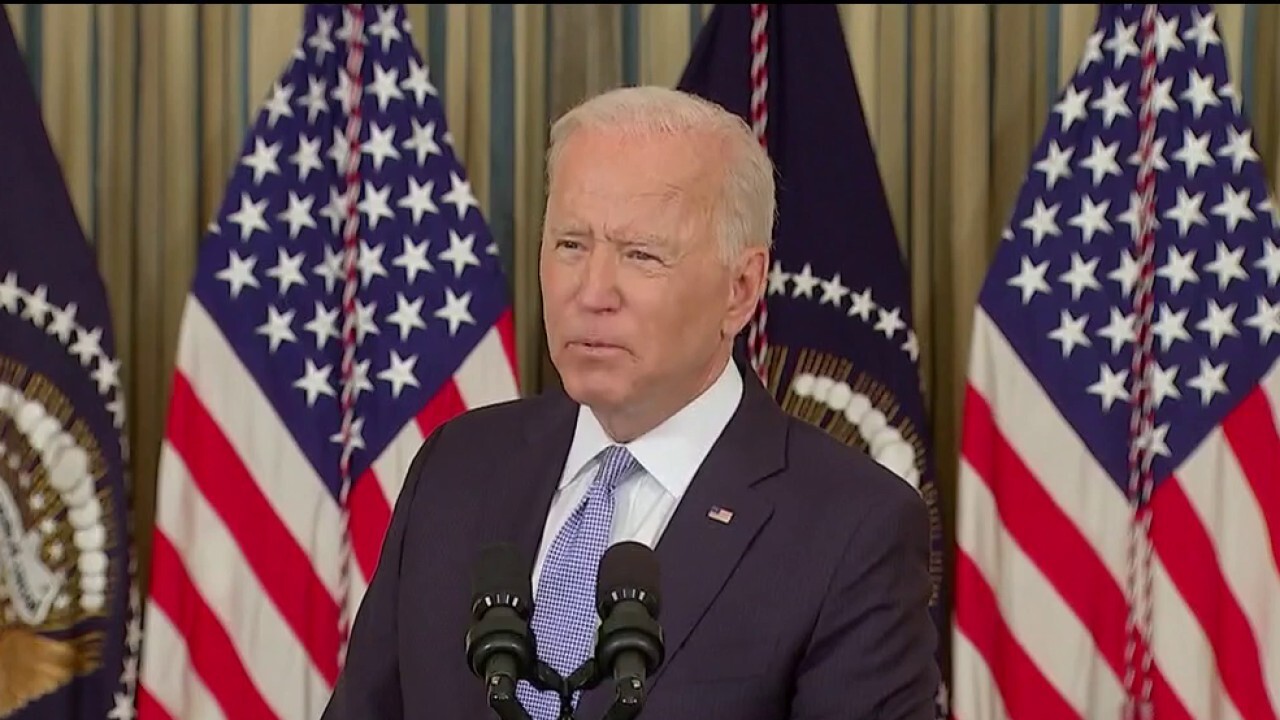 Biden vows border patrol agents who dispersed migrants 'will pay'