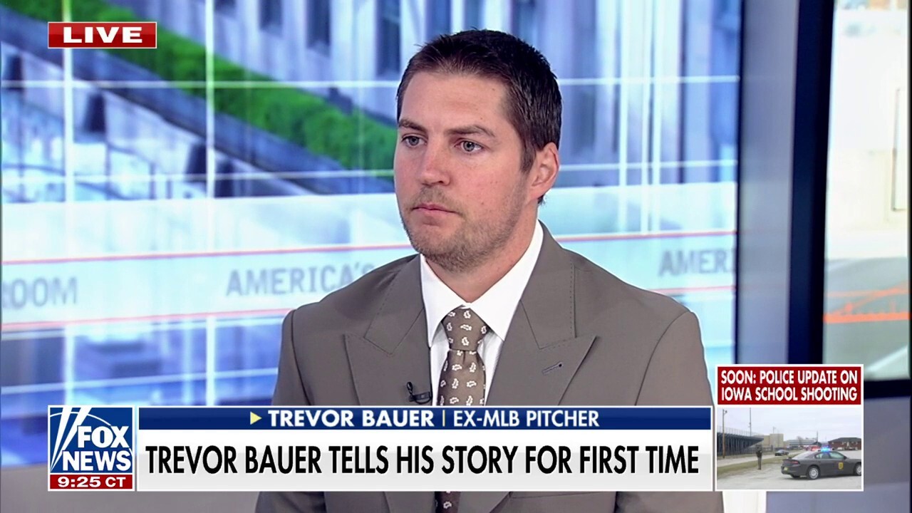 Тревър Бауер казва, че е израснал от „грешките“ в миналото, надява се на „втора възможност“ в MLB
