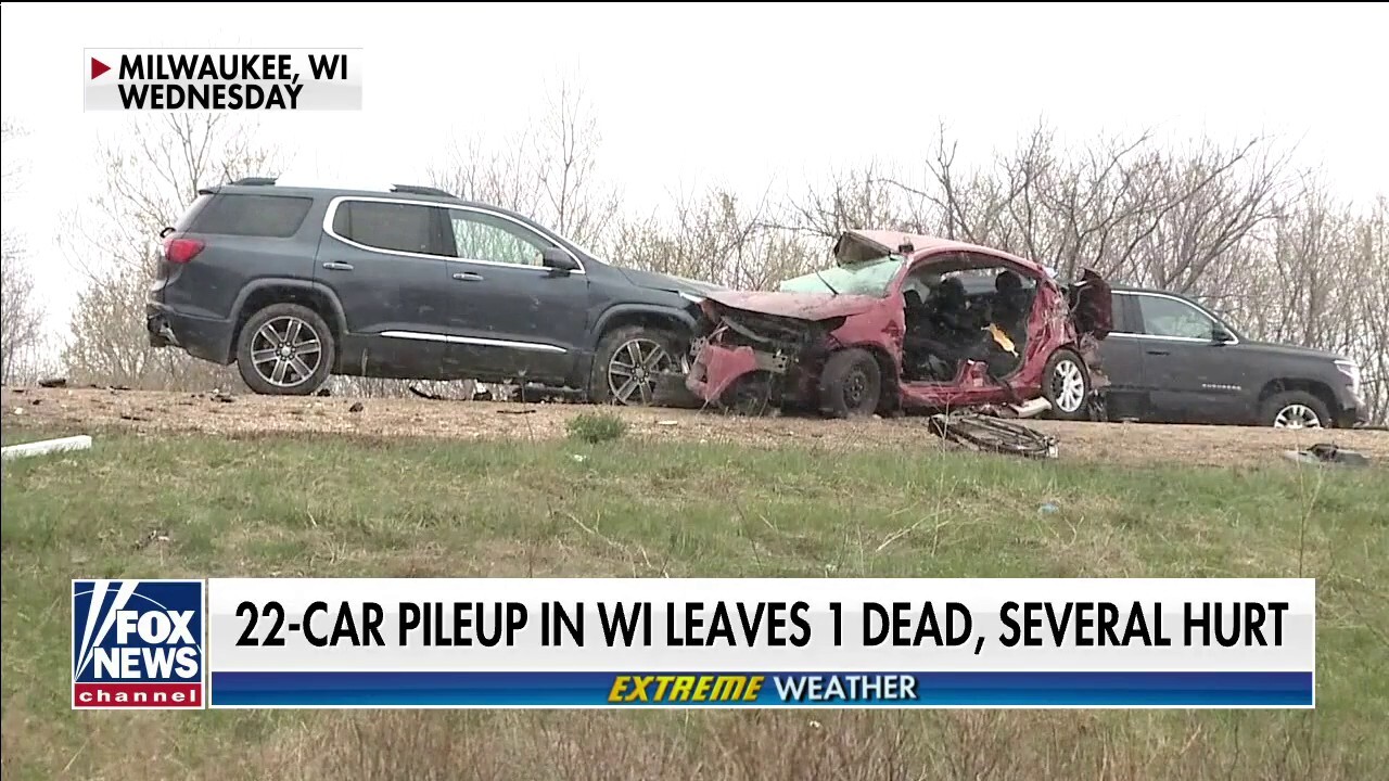 Massive car pileup in Wisconsin leaves 1 dead, several injured amid