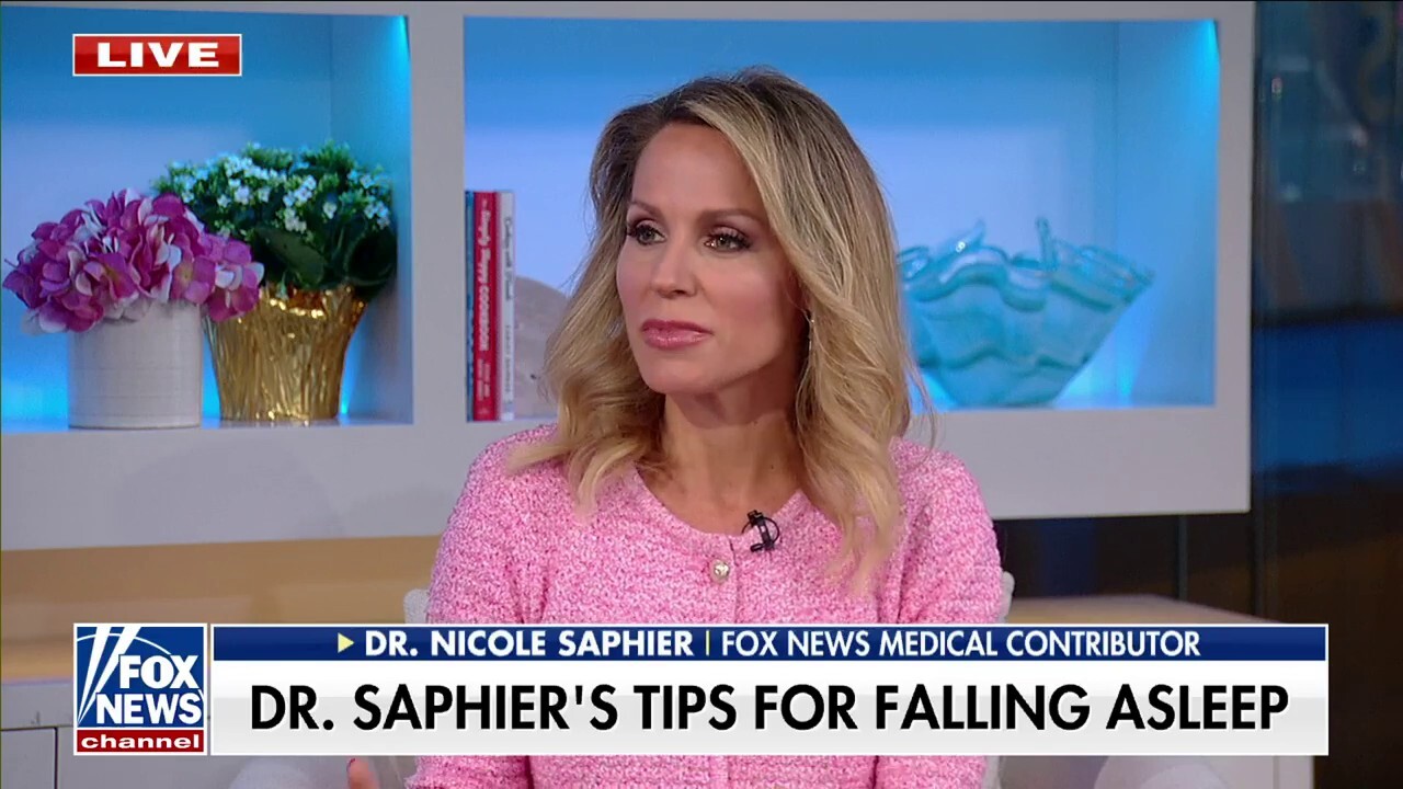 Fox News medical contributor Dr. Nicole Saphier joins ‘Fox & Friends Weekend’ to discuss better sleep habits, her relationship with her mother and being a teen mom.
