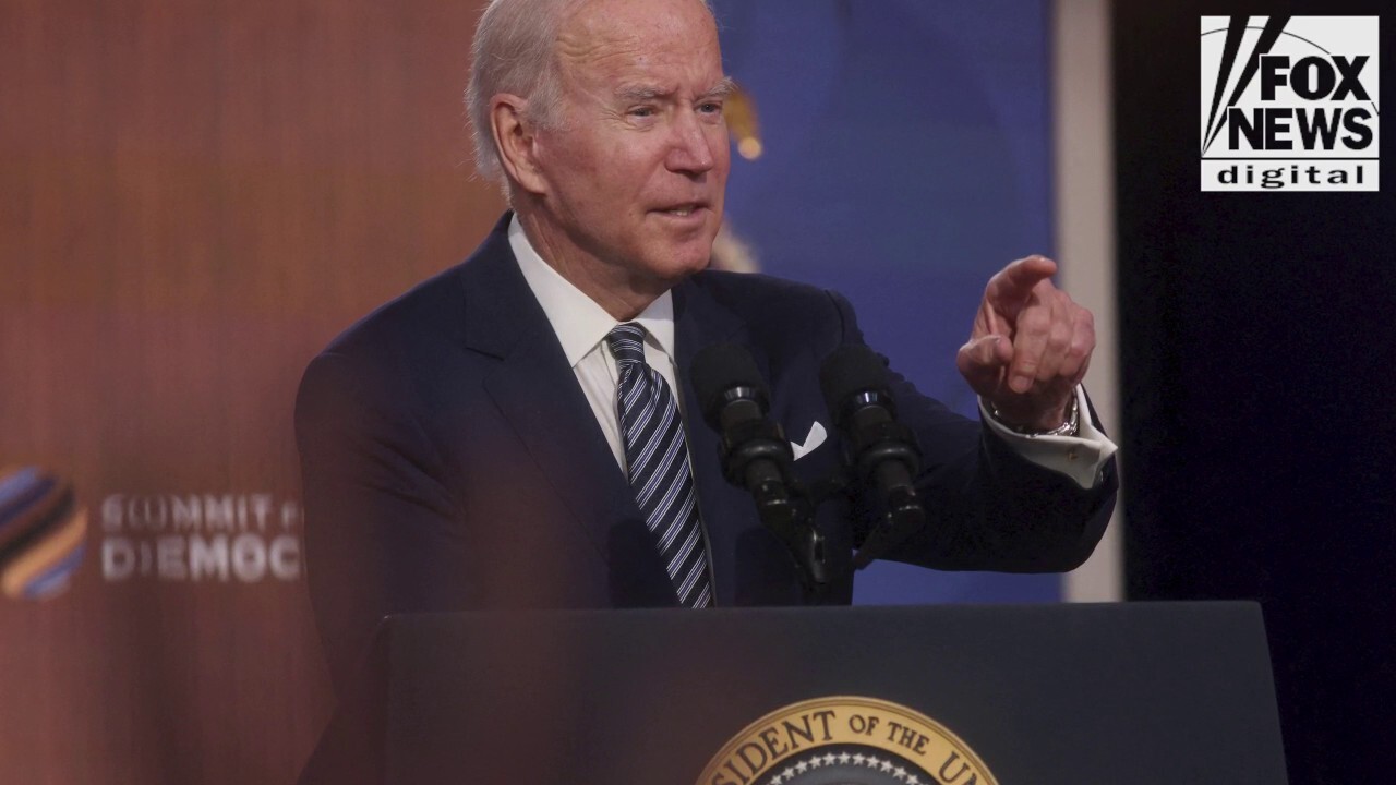 WATCH: D.C. residents and tourists rate Biden's handling of the pandemic