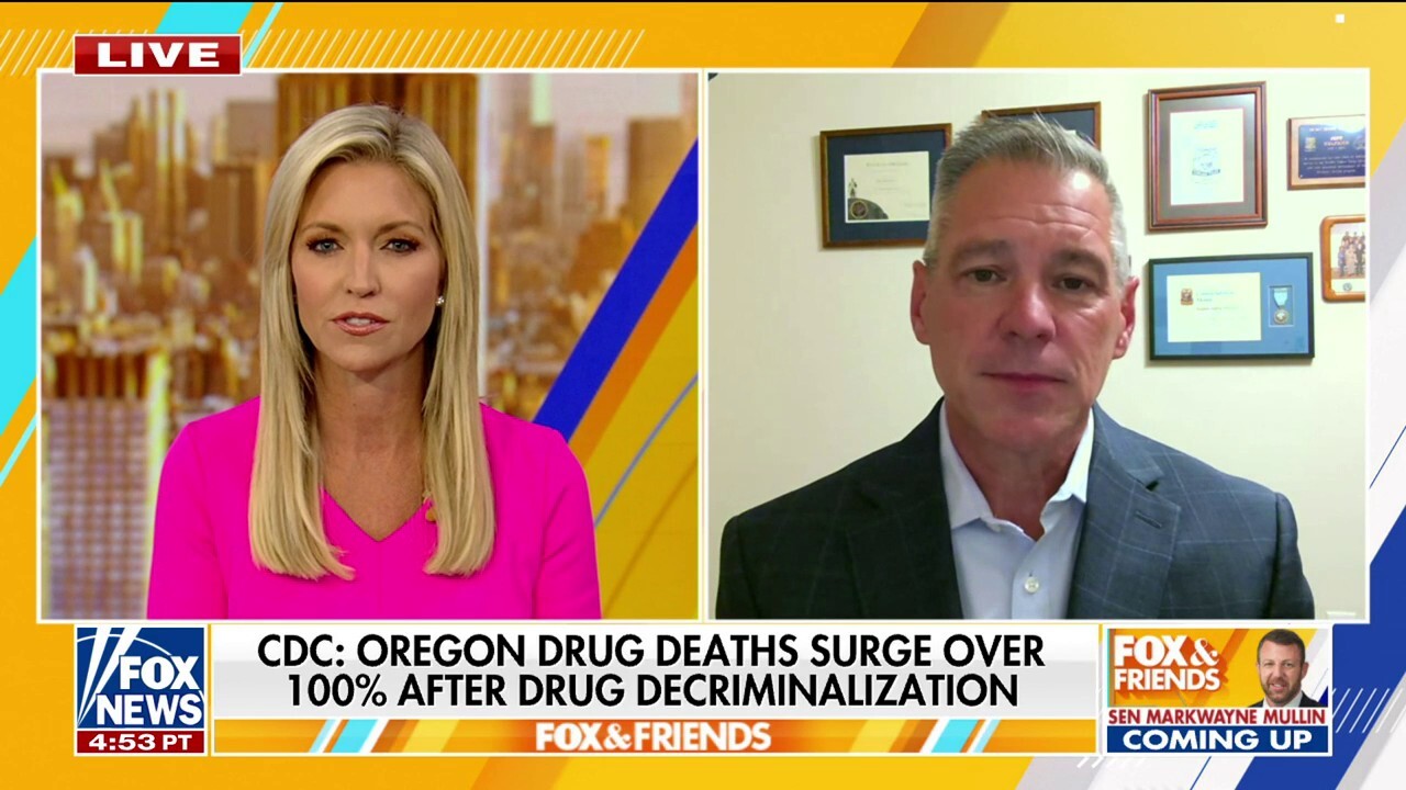 Oregon recriminalizes drug possession in reversal of 2020 law