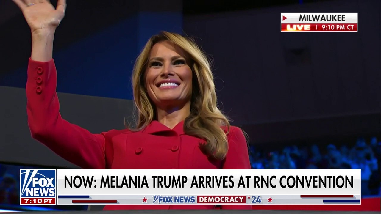 Melania Trump arrives at the RNC