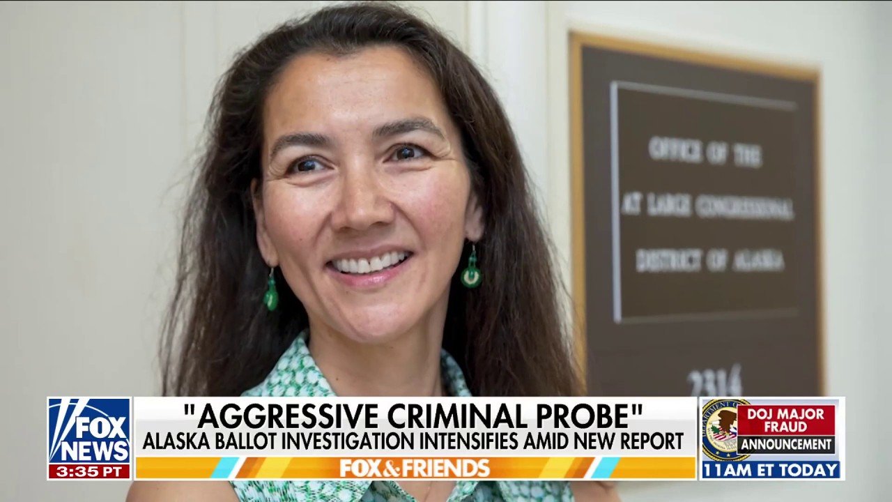Alaska Democrats accused of recruiting spoiler candidate in Senate race