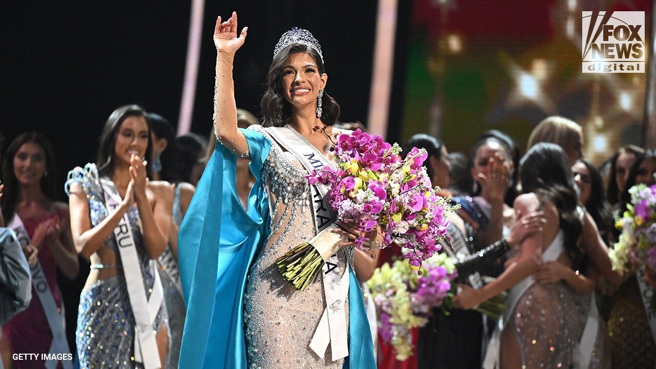 Miss Universe recalls struggles with debilitating anxiety