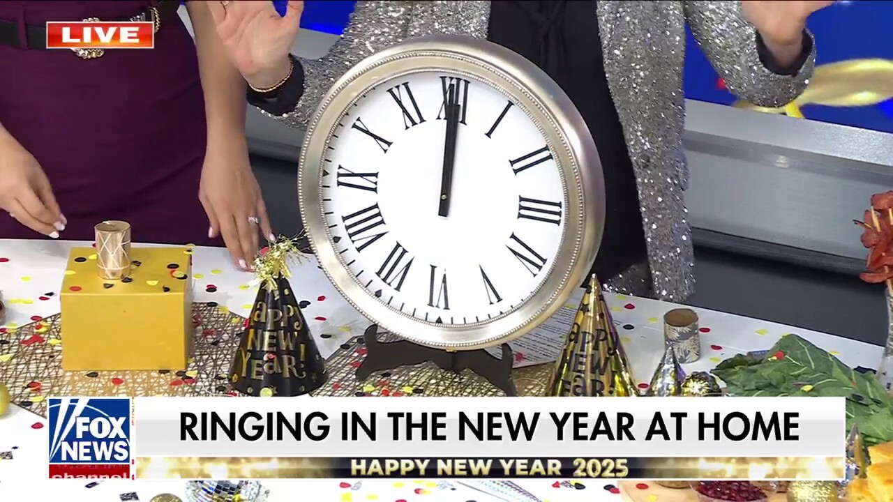 Lifestyle expert Carey Reilly offers tips to throw a party for the whole family.