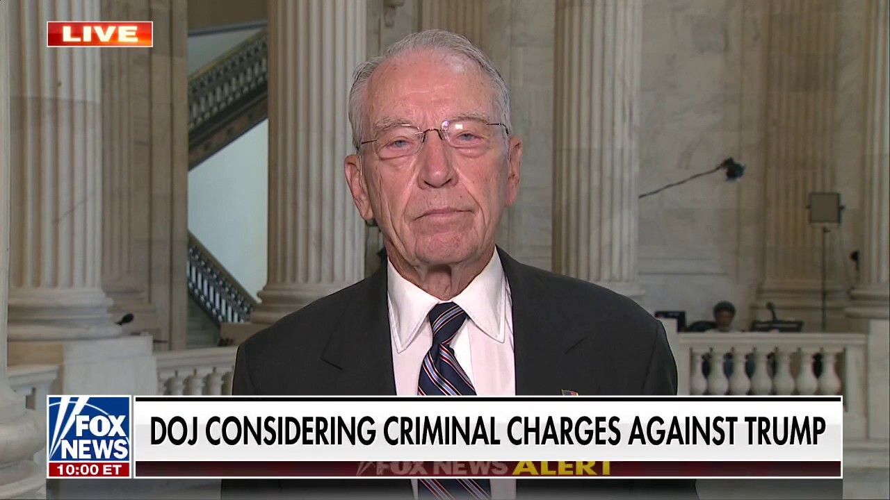 People should have confidence in the FBI: Sen. Grassley