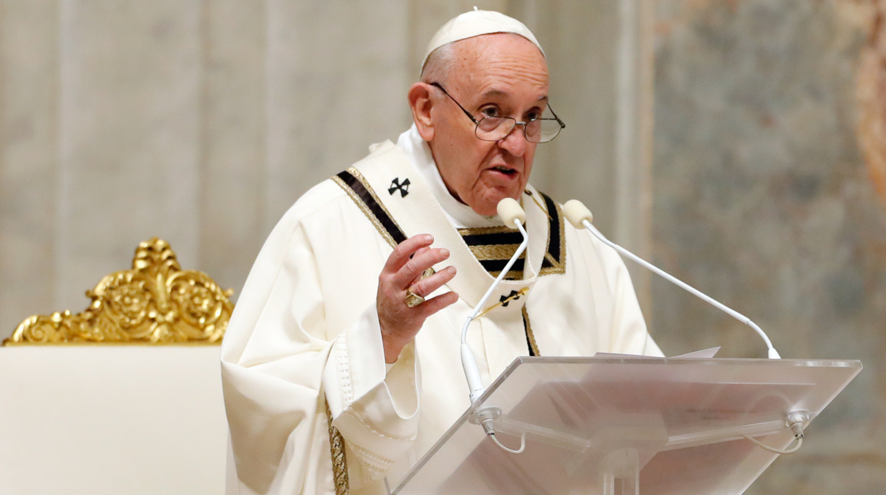 Pope Francis presides over Easter Mass