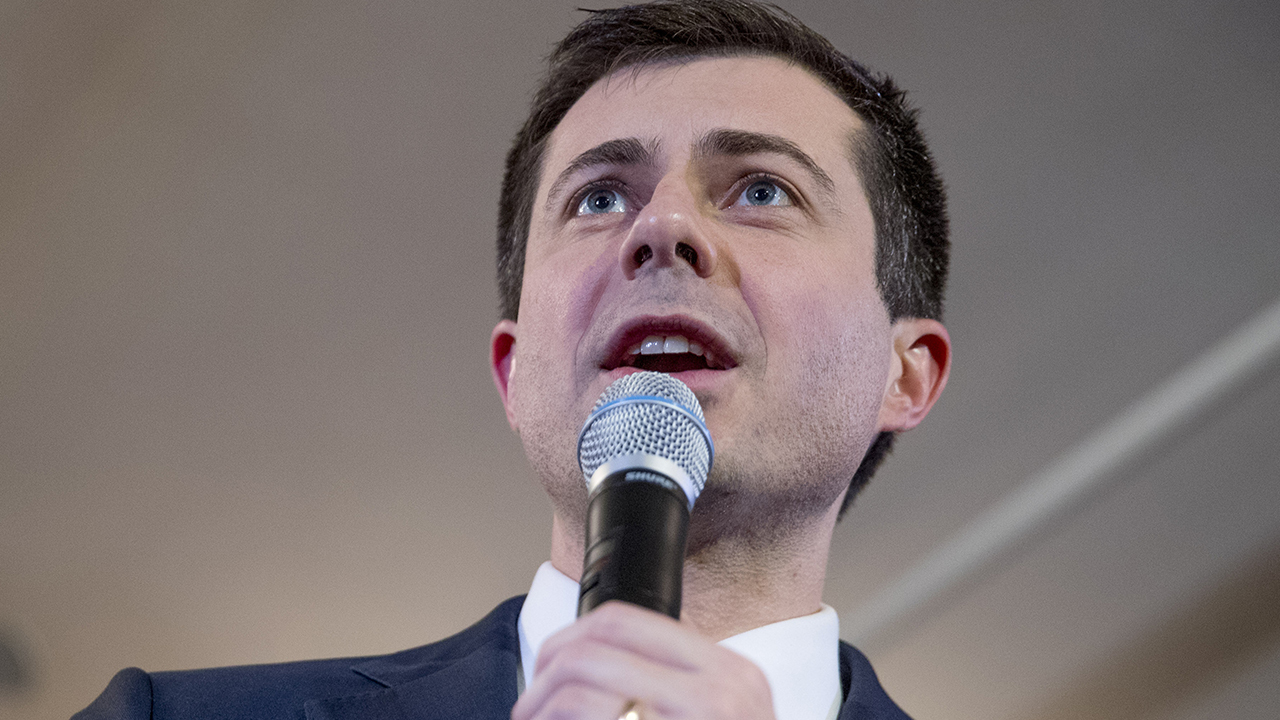  Buttigieg surges in New Hampshire poll ahead of primary