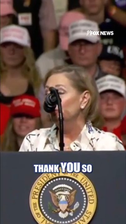 Darline Graham praises Donald Trump at South Carolina rally