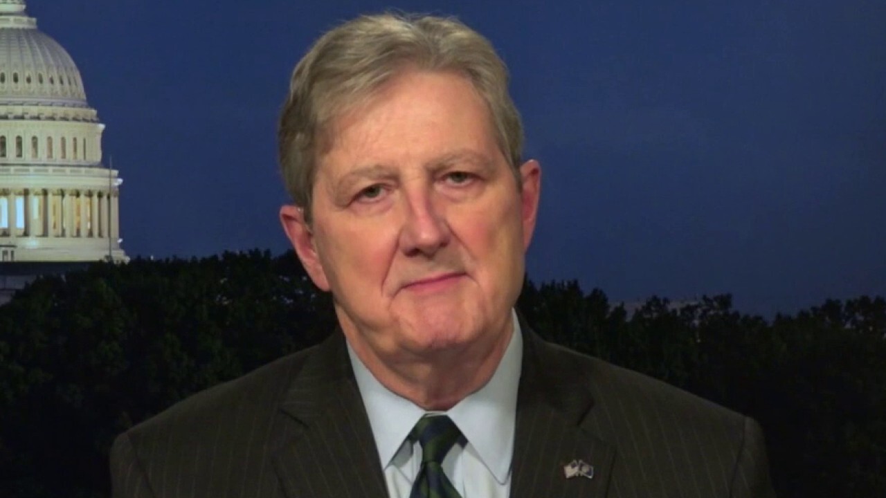 'Shame on them': Sen. Kennedy denounces Dems over court packing threats