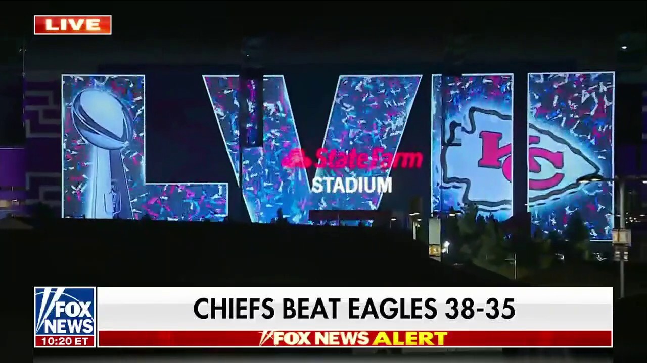 Chiefs beat Eagles 38-35