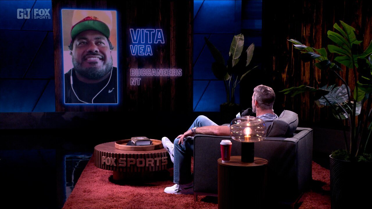 Vita Vea and Julian Edelman on Gronk &amp; Tom Brady’s Differences as Teammates