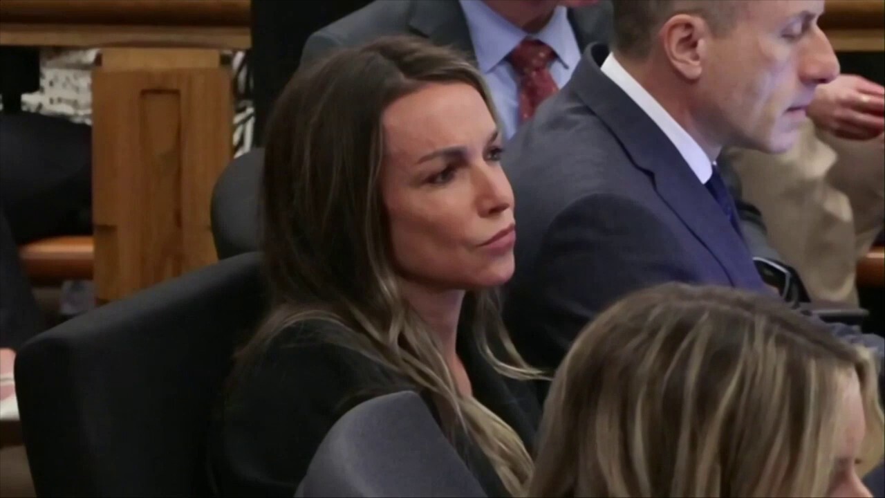 Karen Read gives candid courtroom reaction to retired police officer's testimony