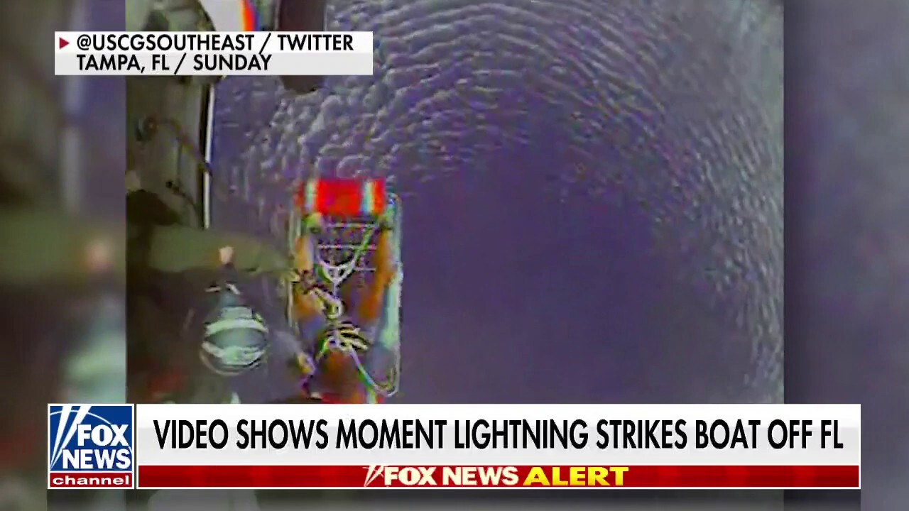 Coast Guard video shows lightning striking boat off Florida coast