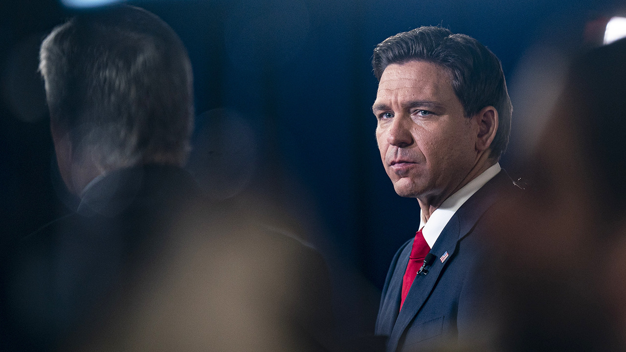 WATCH LIVE: Governor DeSantis hold press briefing on Tropical Storm Idalia 