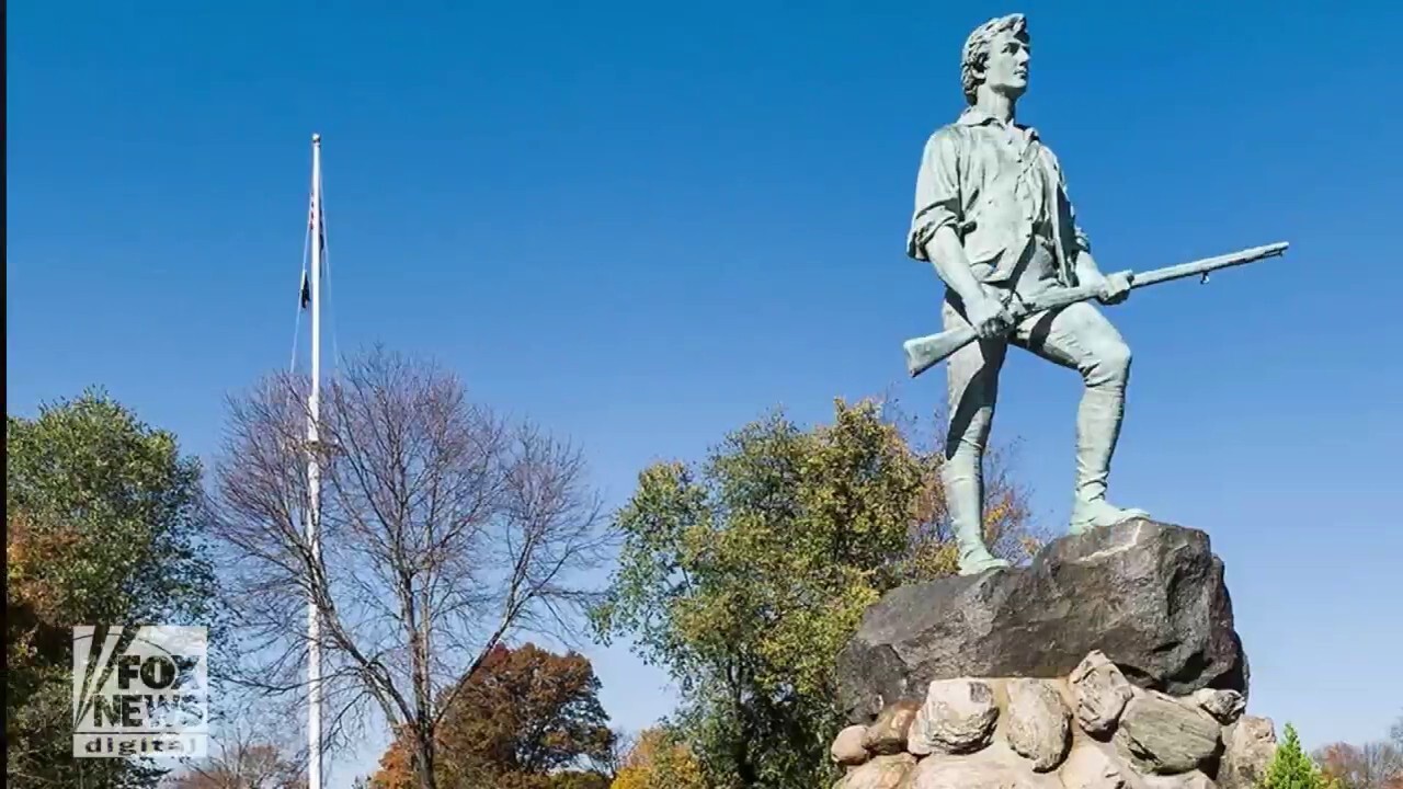Запознайте се с американеца, който ръководи 77 Minutemen срещу 700 Redcoats в битката при Лексингтън: капитан Джон Паркър