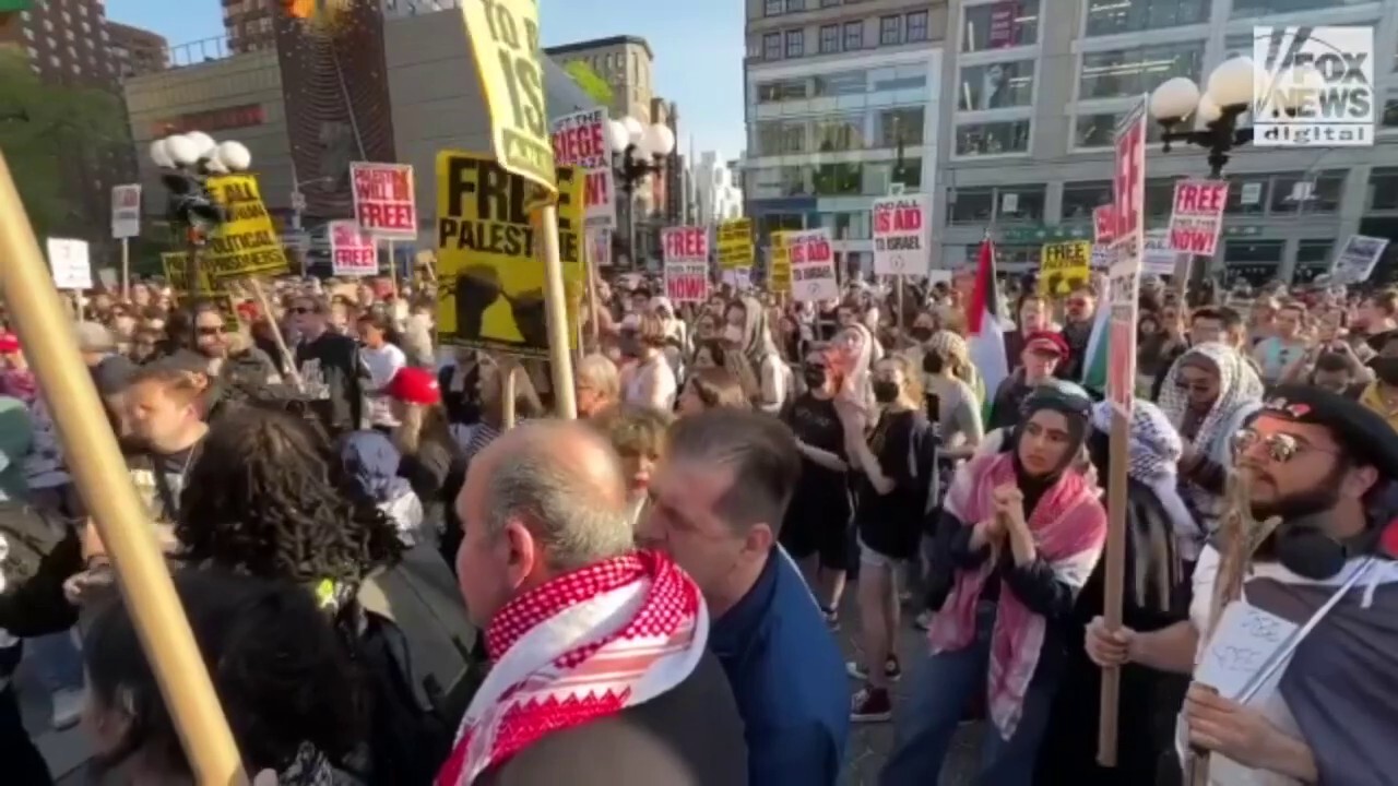 Protesters shout 'Israel will fall' amid massive Union Square demonstration in Manhattan