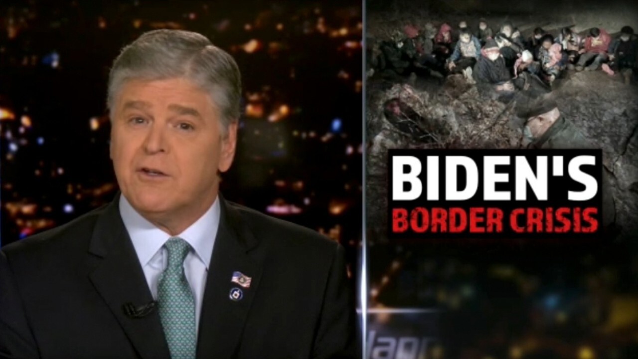 Hannity: Biden admin 'purposefully denying' truth about border crisis