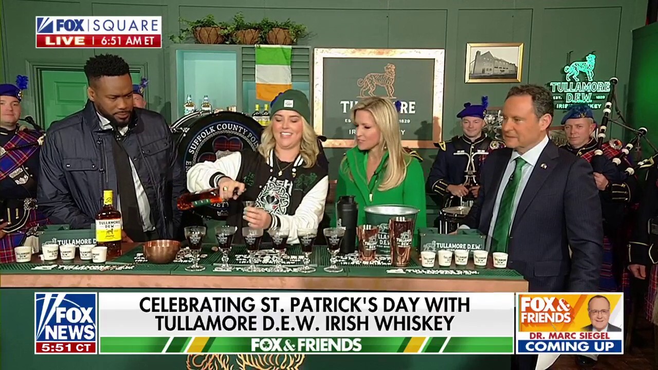 'Fox & Friends' hosts celebrate St. Patrick's Day with a pop-up pub