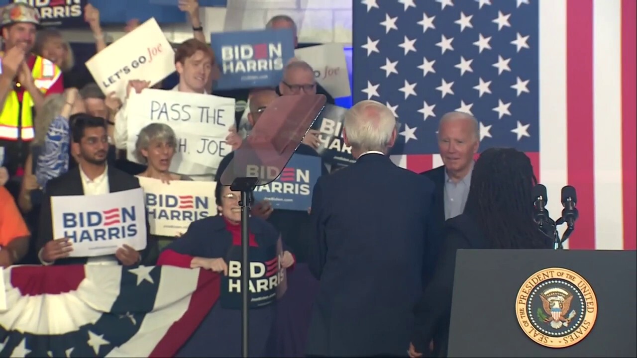 Biden greeted with ‘Pass the Torch, Joe’ sign at Wisconsin rally | Fox ...