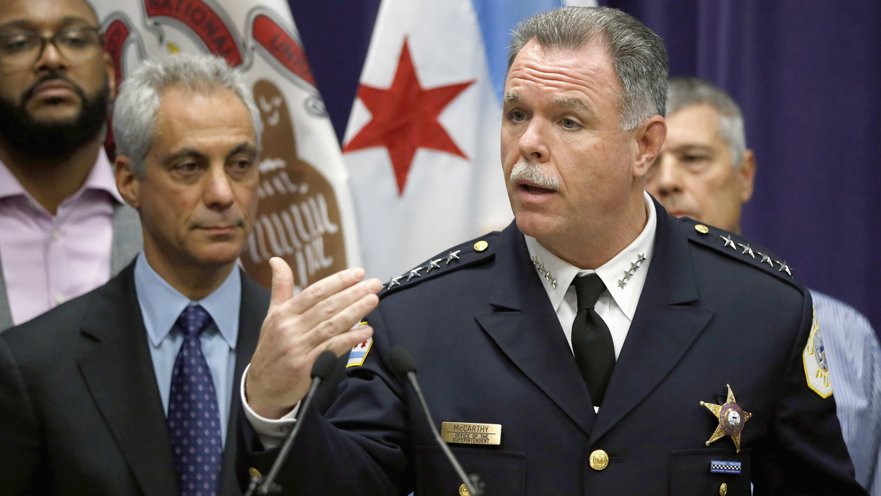 Chicago mayor fires police superintendent