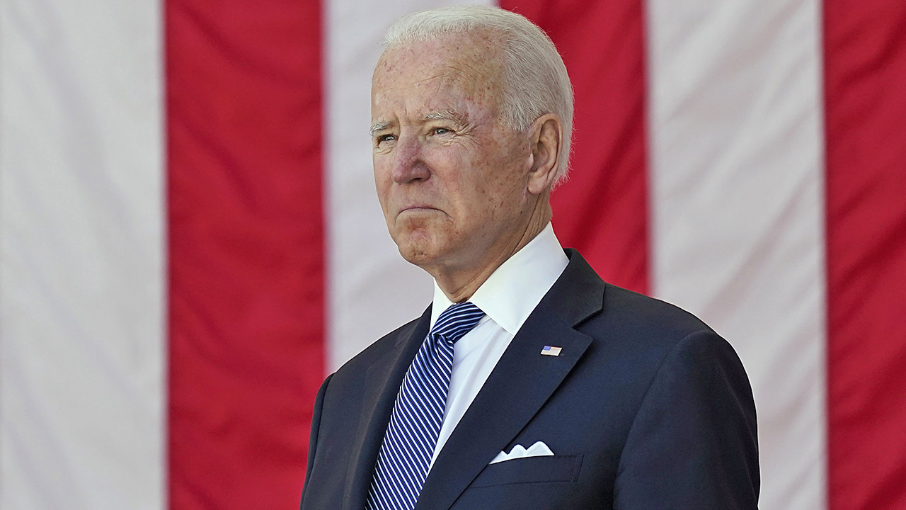 Biden attends 40th Annual National Peace Officers' Memorial Service
