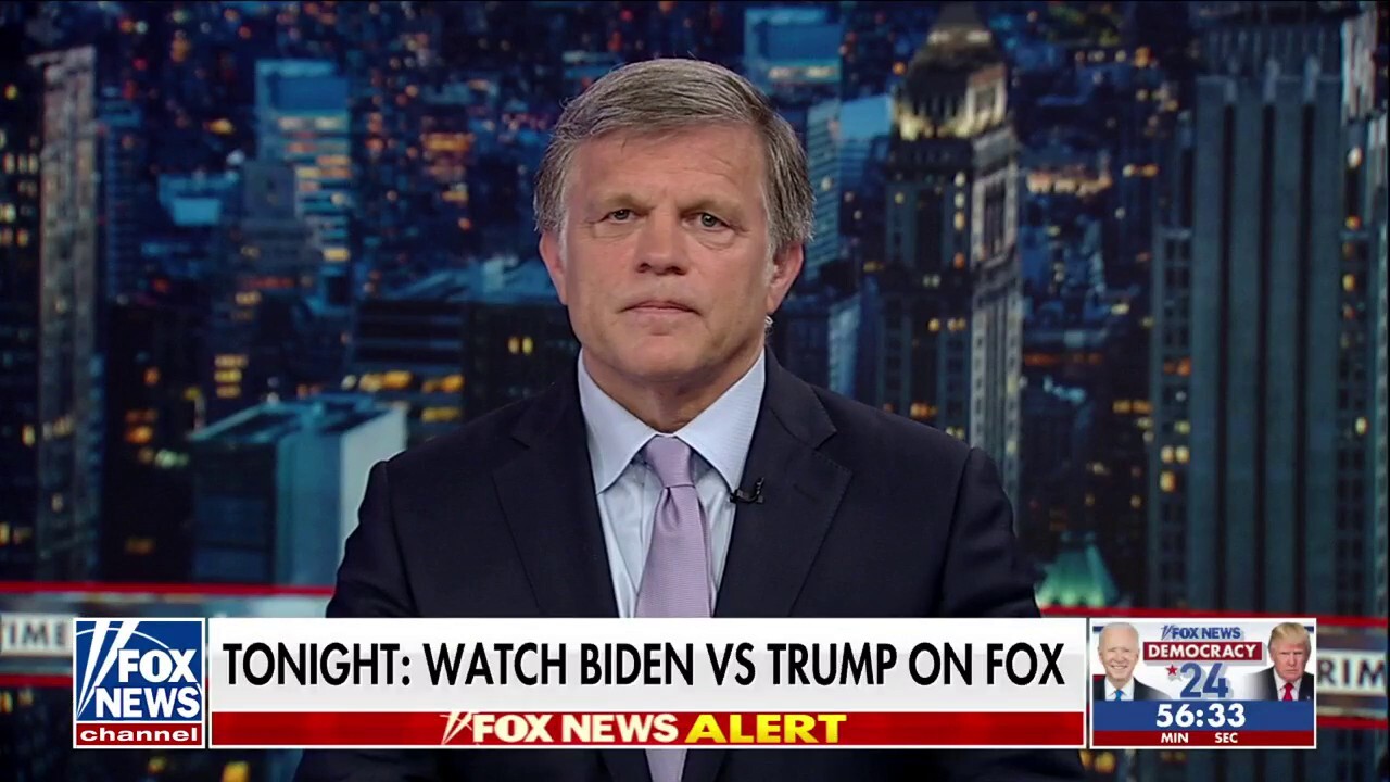  Biden is the one who doesn't have momentum right now: Douglas Brinkley