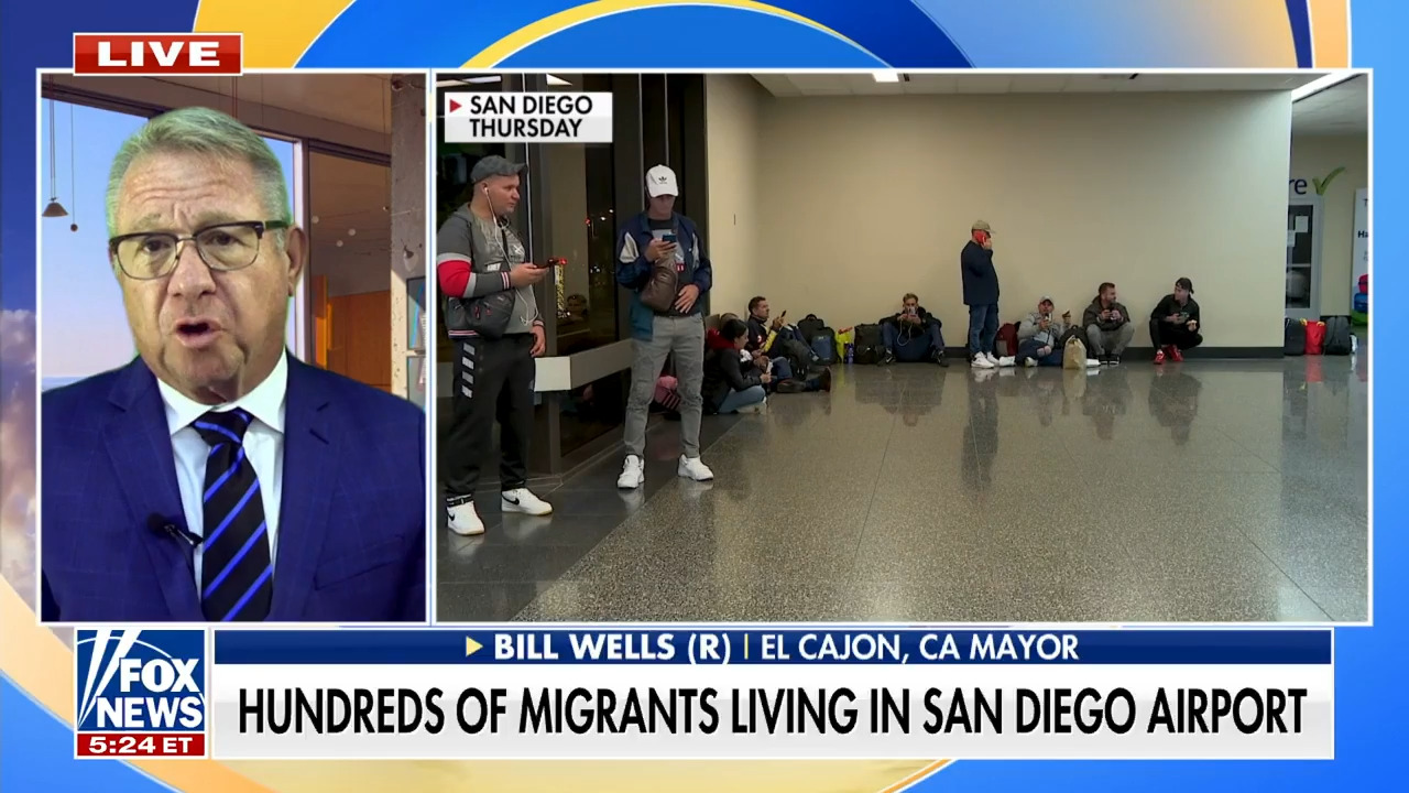 Стотици мигранти, живеещи на летището в Сан Диего, докато Калифорния се бори с „невъобразимата“ криза на бездомниците