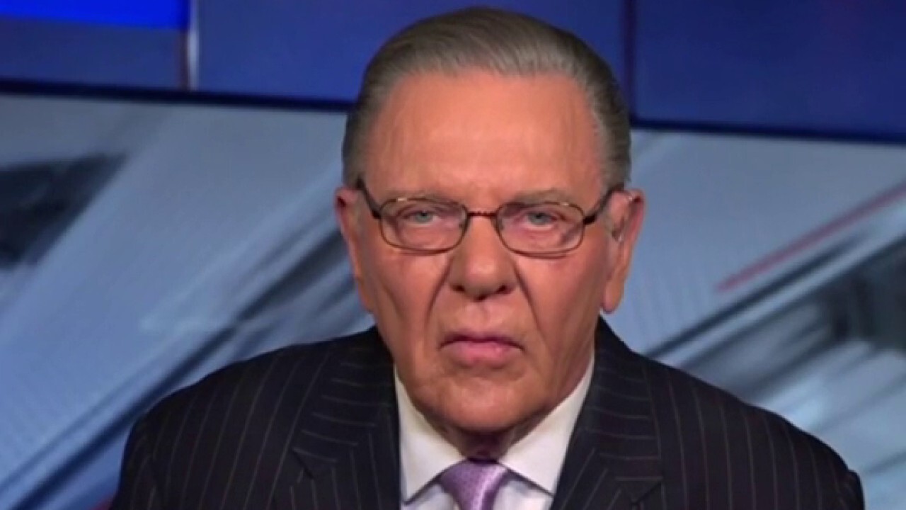 Fox News senior strategic analyst Gen. Jack Keane reacts to the Iranian plot to kill President-elect Trump and foreign policy across the world on 'The Story with Martha MacCallum.' 