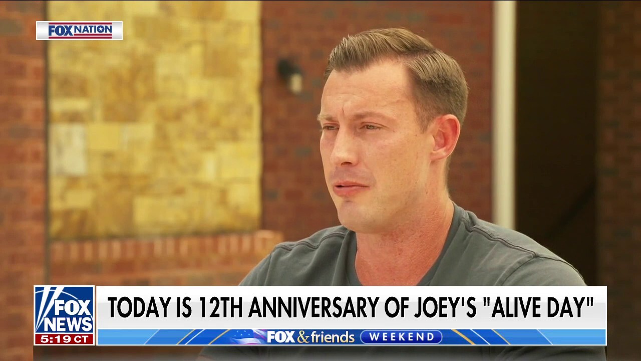 Johnny 'Joey' Jones recounts IED explosion that took his legs: 'Everything changed'