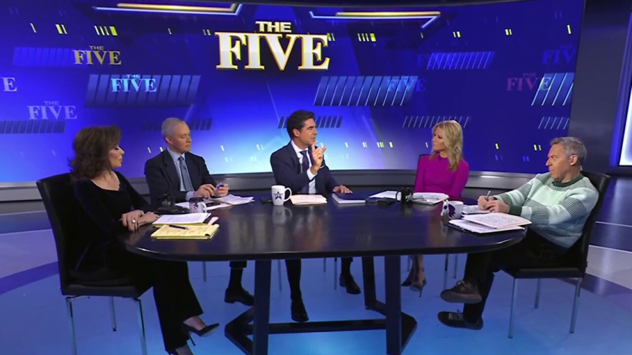 'The Five' co-hosts discuss Elon Musk and Vivek Ramaswamy's outline to gut government waste during the second Trump presidency.