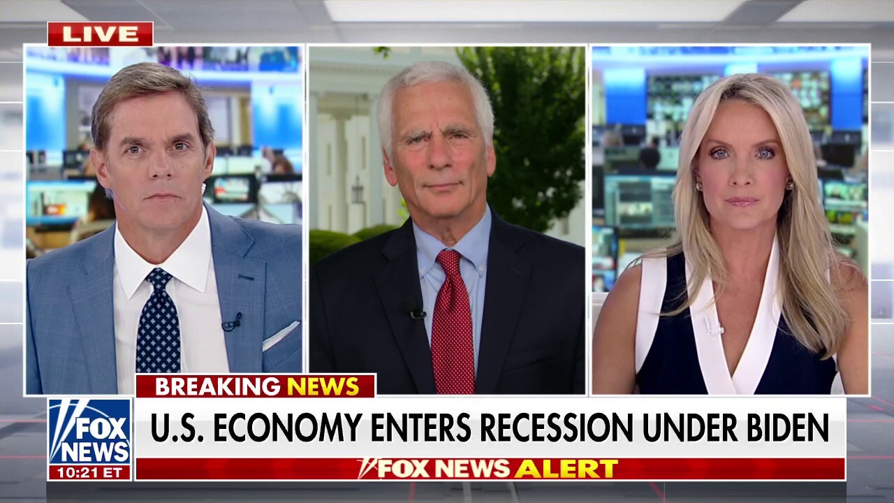 WH economist claims current data is inconsistent with recession