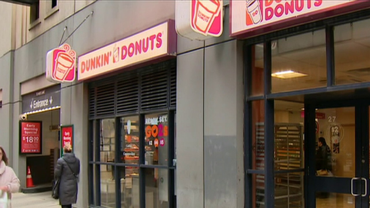 Dunkin' Donuts adding 25K jobs as states reopen