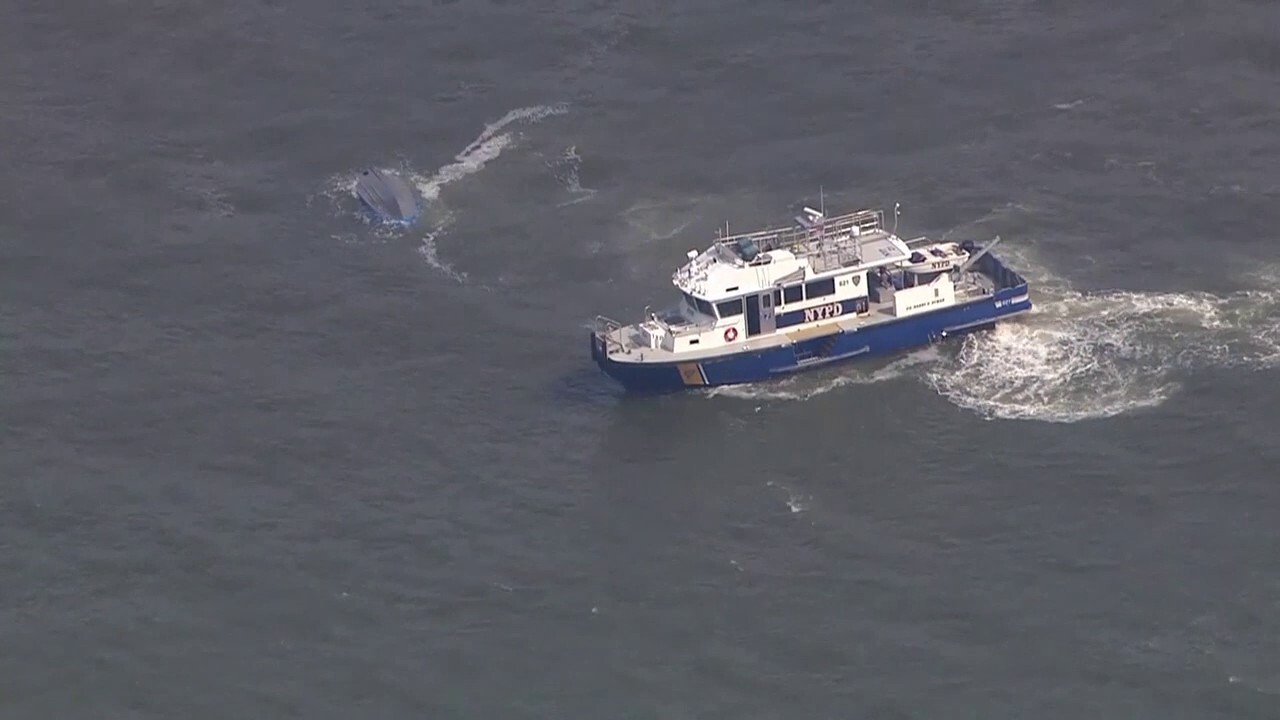 Hudson River Boat capsizes: at least 2 killed, multiple injured, police say