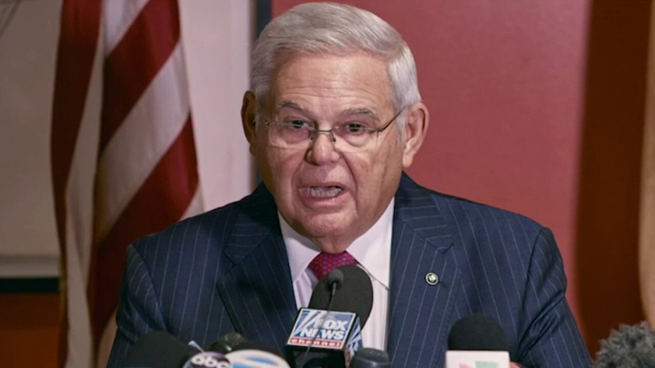 Legal expert breaks down Menendez bribery case: 'About as bad as it can look'