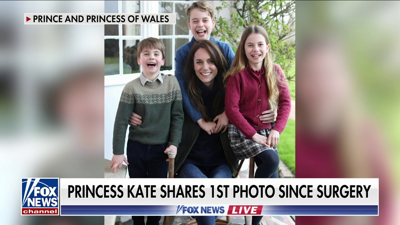 Kate Middleton shares first photo since surgery: 'Thank you for your kind wishes'