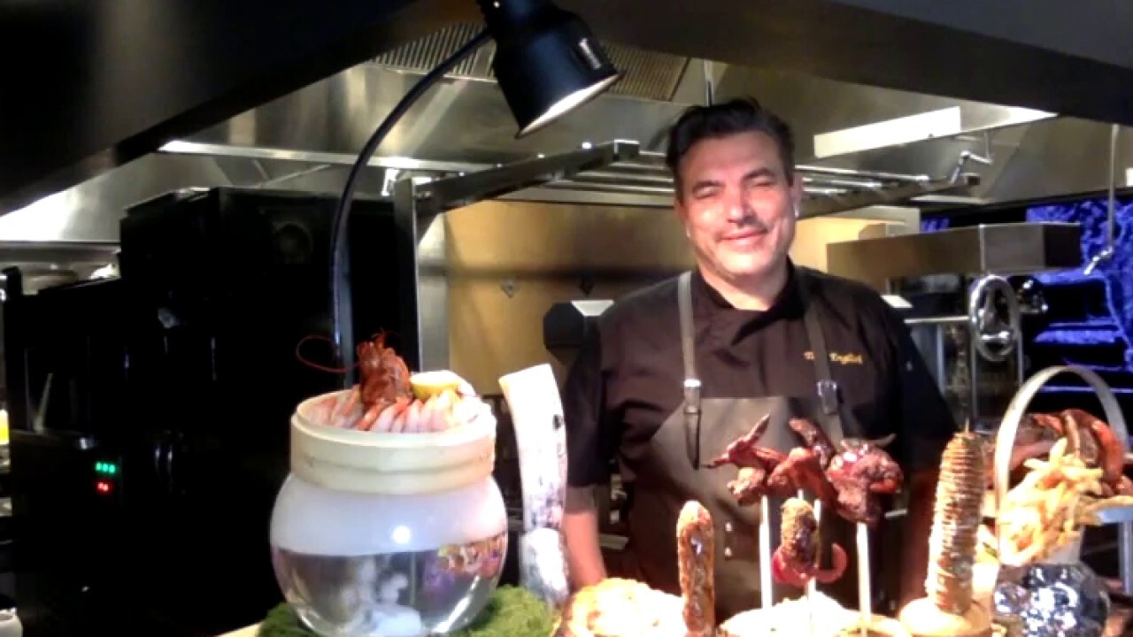 Celebrity chef Todd English opens Las Vegas restaurant during coronavirus pandemic