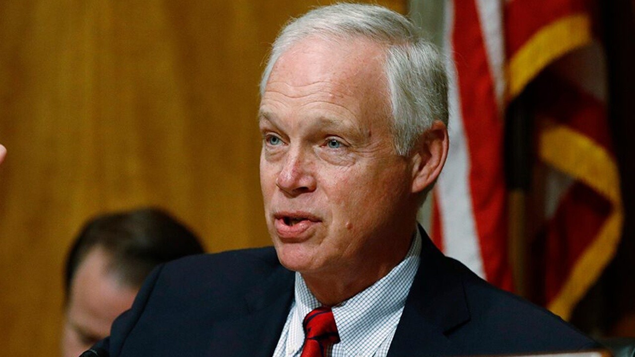 Sen. Johnson subpoenas FBI in review of Russia probe origin