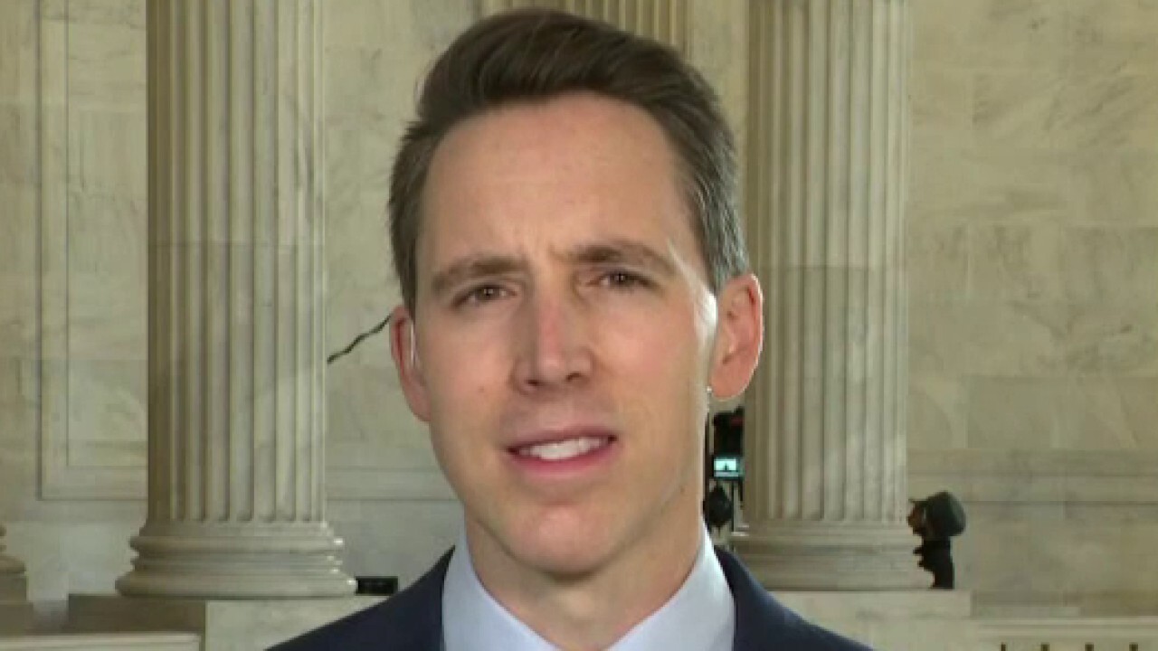 Hawley on Hunter Biden revealing tax probe: Hope apology will be coming from Biden campaign, Big Tech